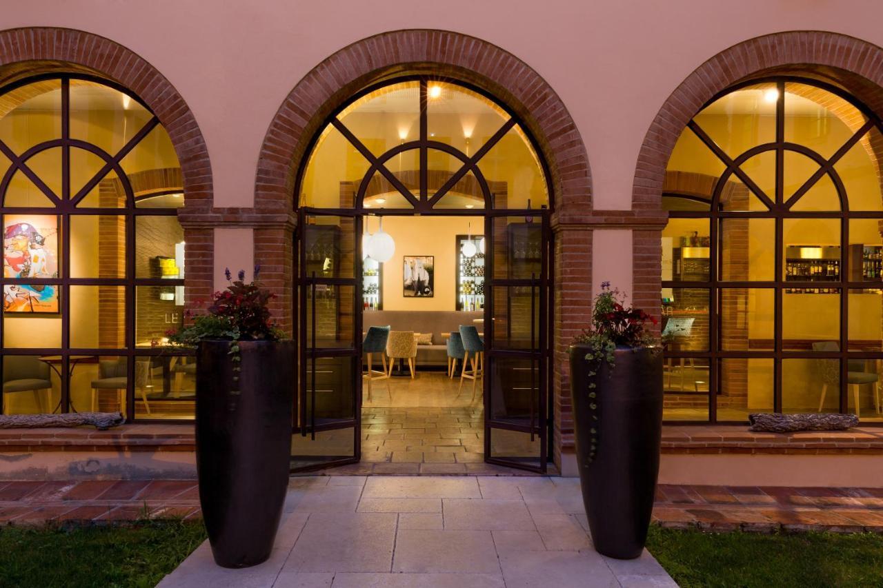 Abbaye Des Capucins Spa & Resort Монтобан Екстер'єр фото